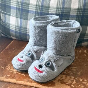 Muk Luks Animal Face Slippers size 1